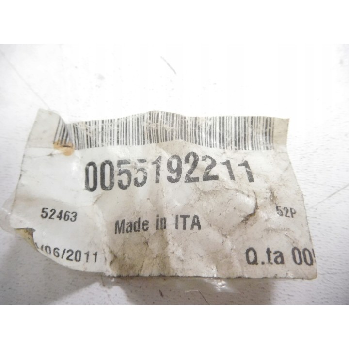 ŚRUBA KOŁA WAŁKA ROZRZĄDU OPEL FIAT 1,3 CDTI