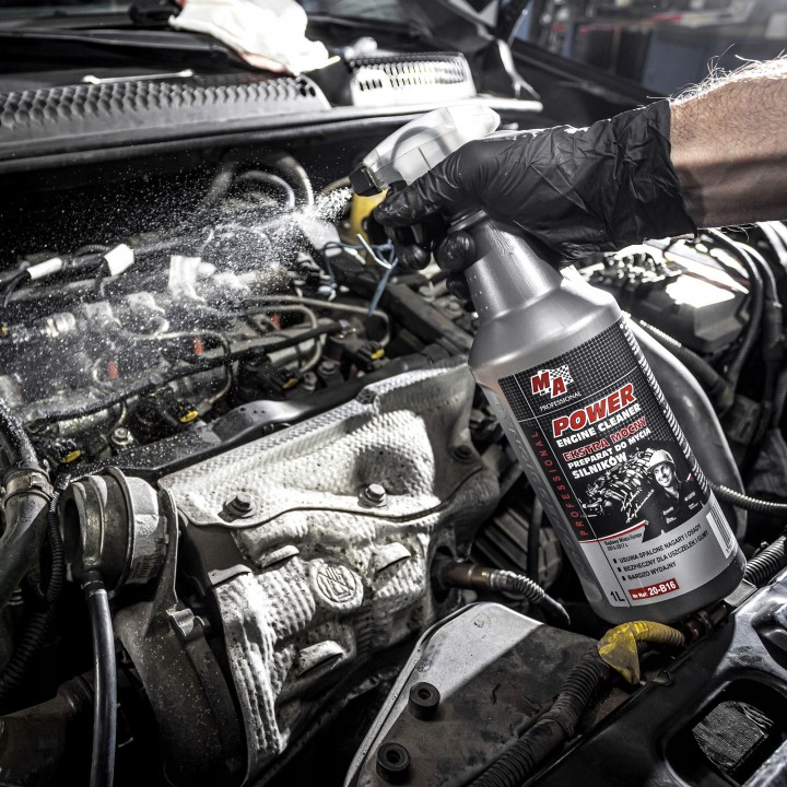 MOJE AUTO ŚRODEK DO MYCIA SILNIKA 1L EXTRA STRONG / MA PROFESSIONAL