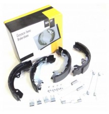 SZCZĘKI HAMULCOWE + ZESTAW MONT. FORD FOCUS I MK1