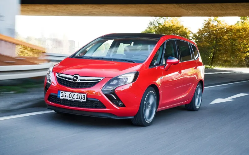 ZAFIRA C — części samochodowe